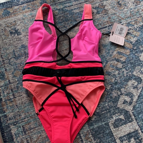 ๐ Agent Provocateur Swimsuit - Picture 9 of 12
